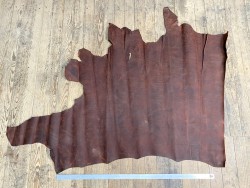 Demi-peau de cuir de vachette ciré pullup rouille - maroquinerie - Cuir en Stock