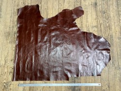 Grand morceau de cuir ciré vachette brun acajou - maroquinerie - Cuir en Stock