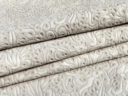Peau de veau velours imprimé motif cachemire blanc - maroquinerie - Cuirenstock