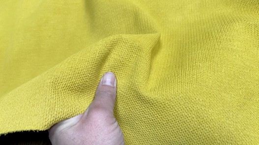 Peau de veau velours imprimé façon tricot jaune - maroquinerie - Cuir en stock