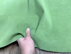 Peau de veau velours imprimé façon tricot vert - maroquinerie - Cuir en stock
