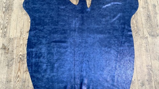 Peau de veau métallisé nuancé bleu marine - maroquinerie - cuir en stock