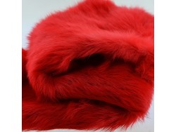 Peau de lapin en fourrure - poil rouge vif - Cuir en Stock