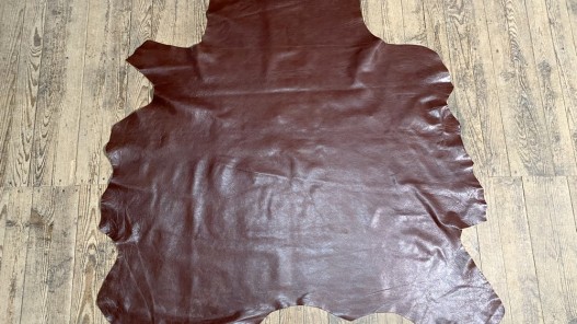 Grande peau de cuir de buffle brun - maroquinerie - Cuir en Stock