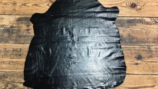 Peau de cuir d'agneau vernis crispé noir Cuir en stock