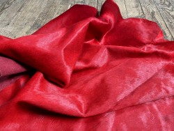 Demi-peau de vache en poil rouge - décoration - maroquinerie - accessoire - cuirenstock