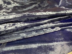 Demi-peau de vache en poil bleu nuit - décoration - maroquinerie - accessoire - Cuirenstock