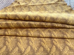 Peau de chèvre velours jaune imprimée façon tricot - maroquinerie - Cuir en Stock