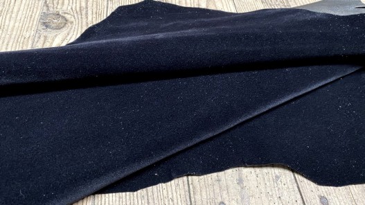 Peau de cuir de chèvre noire - Velours synthétique - Noir - accessoire - maroquinerie - Cuir en Stock