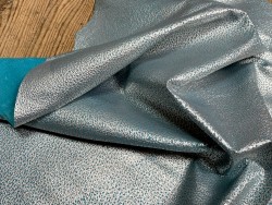 Peau de cuir d'agneau métallisé grainé - Argent / bleu turquoise - maroquinerie - vêtement - accessoire - Cuirenstock