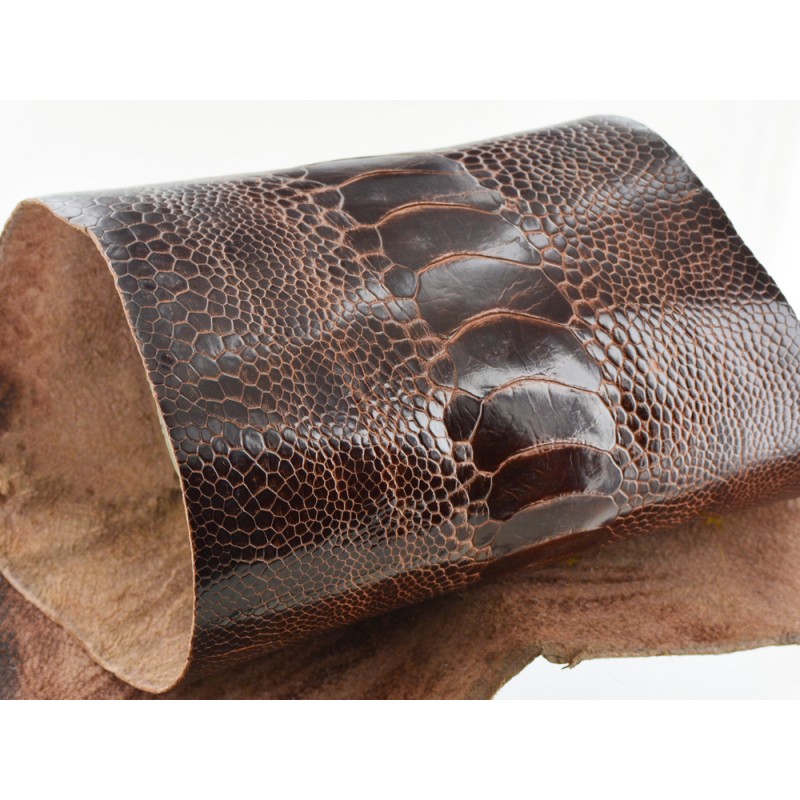 Peau de cuir de patte d'autruche brun chocolat - bijou - bracelet de montre - maroquinerie - Cuir en Stock
