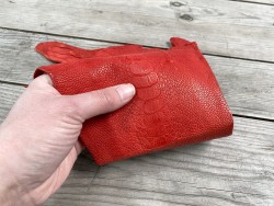 Peau de cuir de patte d'autruche rouge mat - bijou - bracelet de montre - maroquinerie - Cuir en stock