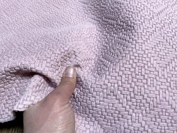 Peau de veau velours imprimé effet tressé chevron rose pâle - maroquinerie - Cuirenstock
