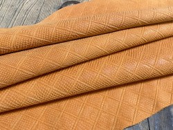 Peau de veau velours façon écailles de serpent orange - maroquinerie - Cuir en Stock