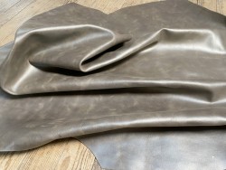 Peau de veau velours métallisé nacré brun bronze - maroquinerie - Cuir en Stock