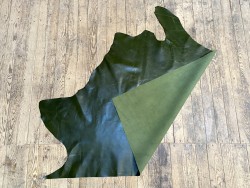 Demi-peau de cuir de vachette finition ciré pullup vert forêt - maroquinerie - Cuirenstock