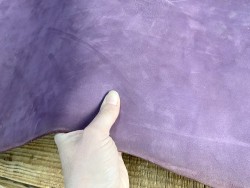 Collet de vache tannage végétal nubuck violet - cuir à ceinture - Cuir en Stock