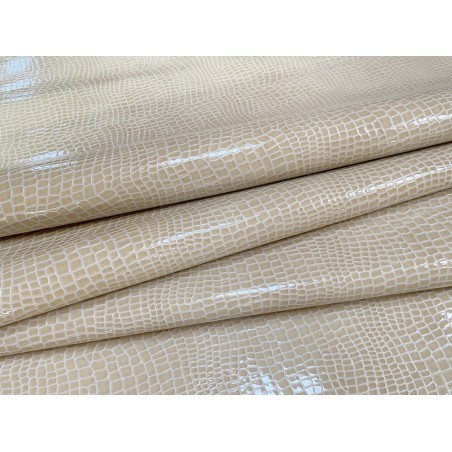 Demi-peau de cuir de vache grain façon crocodile vernis beige - Cuir en Stock