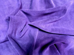 Peau de veau velours petit grain effet poil métallisé violet - maroquinerie - Cuirenstock