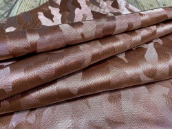 Demi peau de cuir de veau grain façon camouflage cuivre - maroquinerie - Cuir en Stock