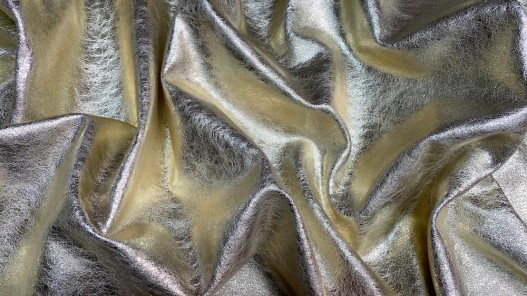 Peau de veau métallisé doré - maroquinerie - Cuir en Stock