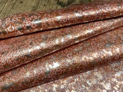 Demi peau de veau imprimé fleurs argent rosé - maroquinerie - Cuir en Stock