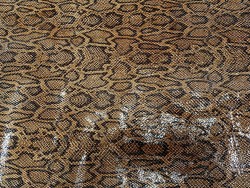 Demi peau de cuir de veau grain façon serpent brun - maroquinerie - Cuirenstock