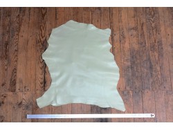 Peau de cuir de chèvre vert amande - Cuir en stock