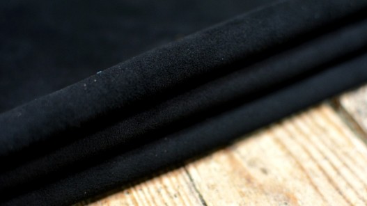Lot de 3 peaux identiques de cuir stretch - vêtement - maroquinerie - Cuir en Stock