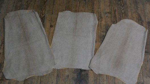Lot de 3 peaux de cuir stretch identiques - velours sable - Cuir en stock