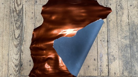 Peau de cuir de chèvre métallisé effet miroir rouille -  maroquinerie - Cuirenstock