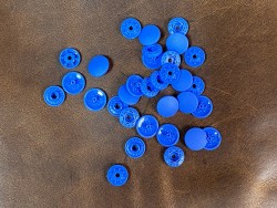 Lot boutons pression - bleu roi - maroquinerie accessoire qualité professionnelle - Cuir en Stock