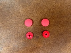 Bouton pression - rouge - maroquinerie accessoire qualité professionnelle - Cuir en stock
