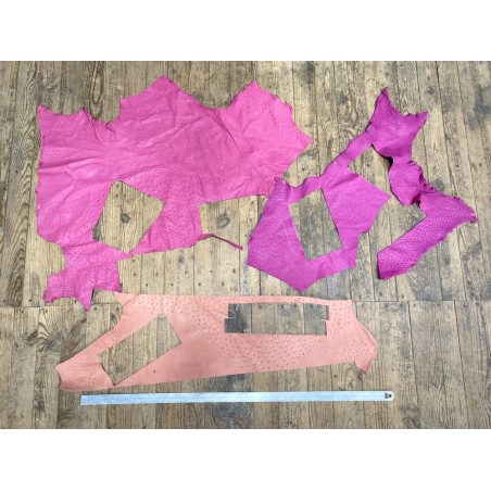 Chutes morceaux de cuir d autruche véritable - rose - luxe - Cuir en Stock