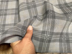 Peau de veau velours gris - motif tartan écossais - Maroquinerie - Cuir en stock