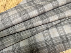 Peau de veau velours gris - motif tartan écossais - Maroquinerie - Cuir en Stock