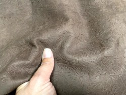 Demi peau de veau brun imprimé fleurs - maroquinerie - Cuir en stock