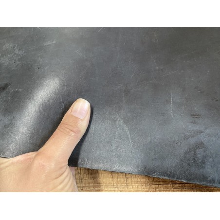 Collet de vache tannage végétal gris anthracite - maroquinerie - Cuir en stock