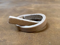 Passant pour ceinture - cuir de double croupon - bracelet accessoire - Cuir en Stock
