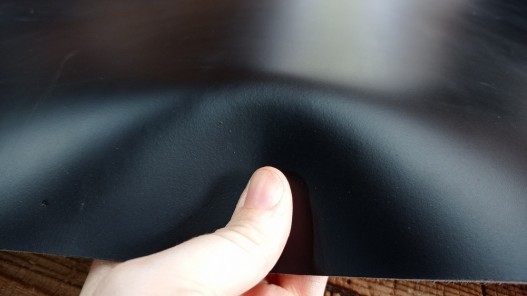Demi-peau de cuir double croupon tannage mineral - noir - Cuir en stock