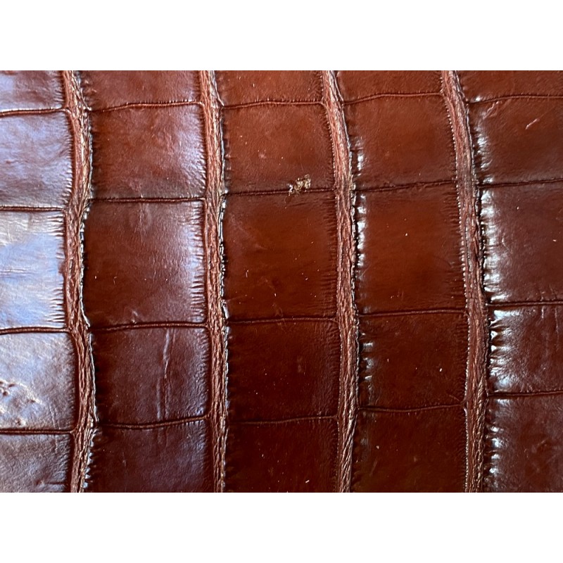 Morceau de cuir de crocodile véritable brun mat Cuir en stock