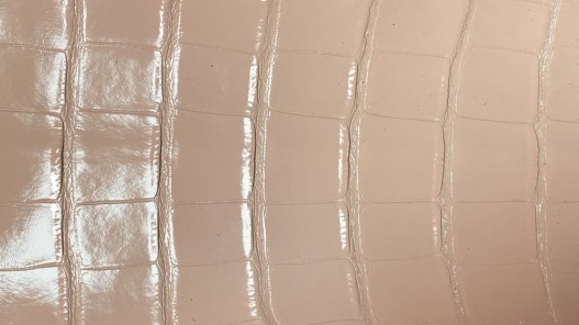 Morceau de cuir crocodile véritable - rose nude - cuir en stock