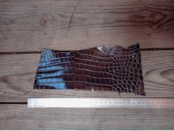 Morceau de cuir crocodile véritable - gris cendres - cuirenstock