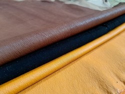 Lot de 3 peaux de cuir stretch - vêtement - maroquinerie - bonnes affaires - Cuir en stock