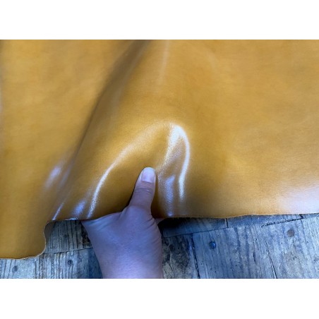 Cuir de flanc de vache - jaune curry - tannage végétal - Cuir en stock