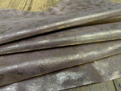 Peau de veau velours embossée façon grain galuchat métallisé doré - violet taupe - Maroquinerie - Cuir en Stock