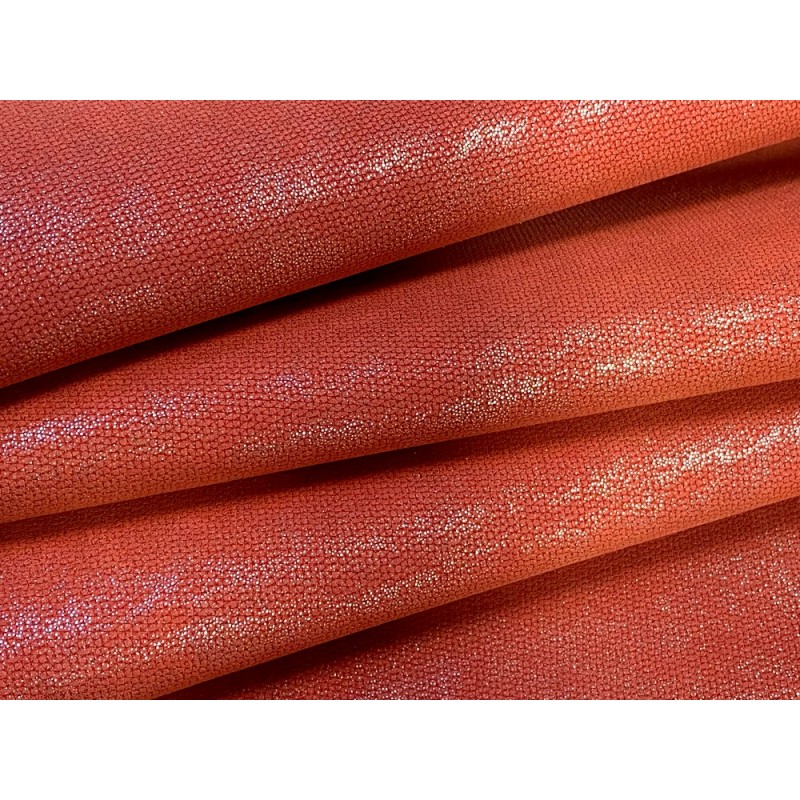 Peau de veau velours avec un petit grain pailleté - rouge - Maroquinerie - Cuir en Stock