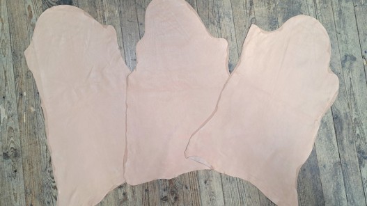 Lot de 3 peaux de cuir stretch identiques beige nude - cuirenstock