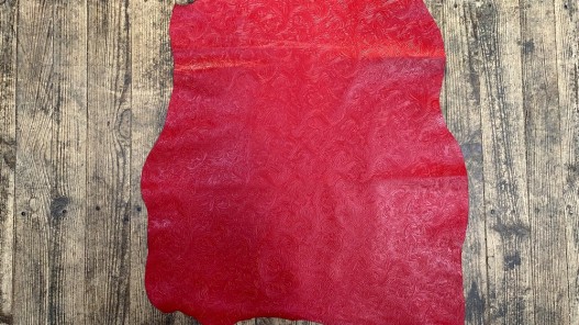 Peau de cuir de mouton grain cordoue fleuri rouge - Cuir en Stock