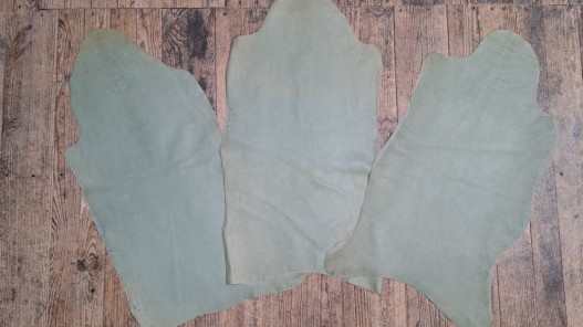 Lot de 3 peaux de cuir stretch identiques - vert d'eau - Cuir en stock